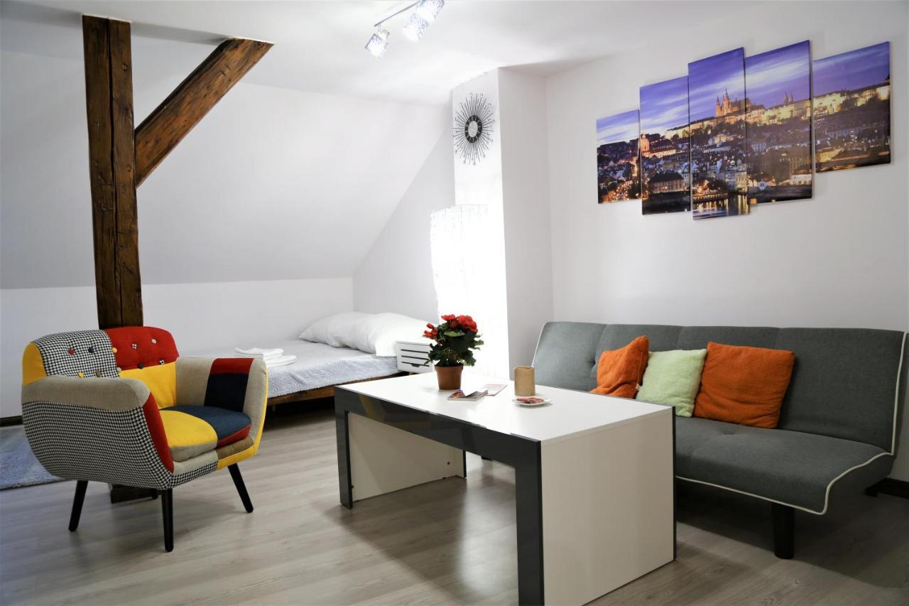 Republic Square Loft Apartments Prag Exterior foto